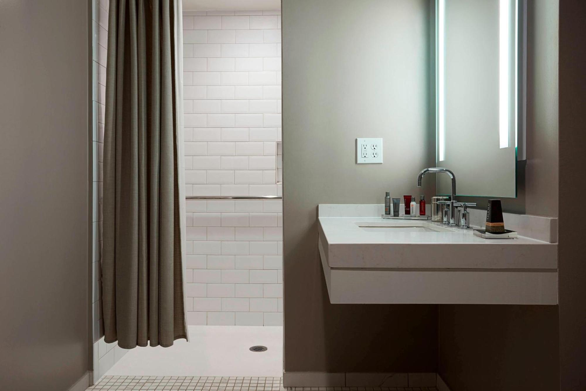College Park Marriott Hotel & Conference Center Esterno foto